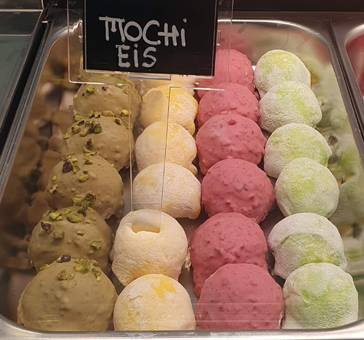 Eisidee: Mochi Eis im Teigmantel. Japanische Eisspezialität