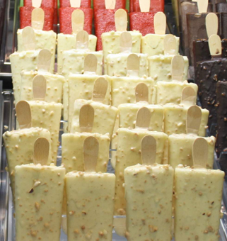 Eisidee Eis. Eisschlecker. Milcheis mit weißer Schokolade und Cerialien. GroßHandel Eis GmbH