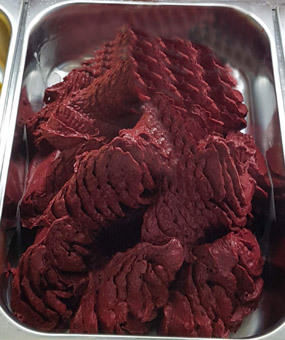 Eisidee Gelso rosso scuro. Dunkle Maulbeeren als Eis