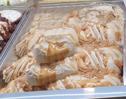 Eisidee Brezeleis mit Brezelvariation. Eis