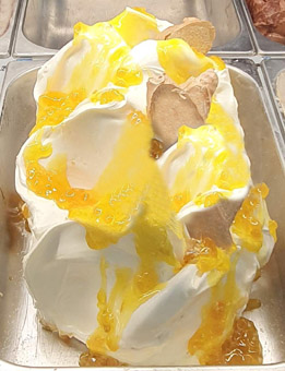 Eisidee Yogurt und Ginger Joghurt mit Variation Ingwer