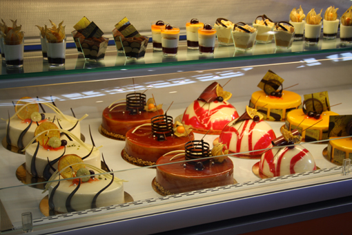 Dessert Vitrine Gelatissimo - Inter Gastra Fachmesse für EIS und Gastronomie Foto: GroßHandel EIS GmbH