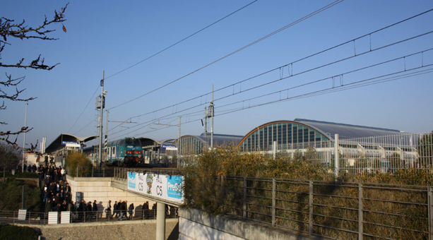 Sigep Rimini Bahnstation vor Eingang Süd. Fiera Rimini. Fachmesse für Eishersteller